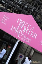     ...    Pret-a-Porter,     