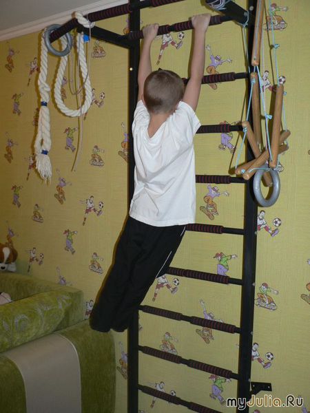 Как сделать детскую стенку для мальчика